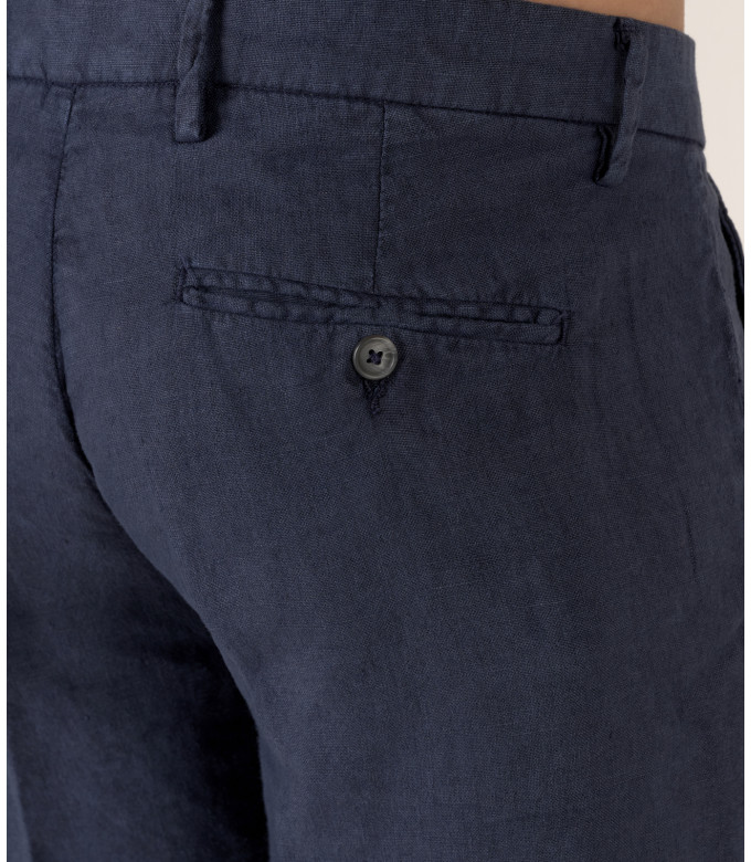 COLORADO - Casual linen bermudas, ink blue