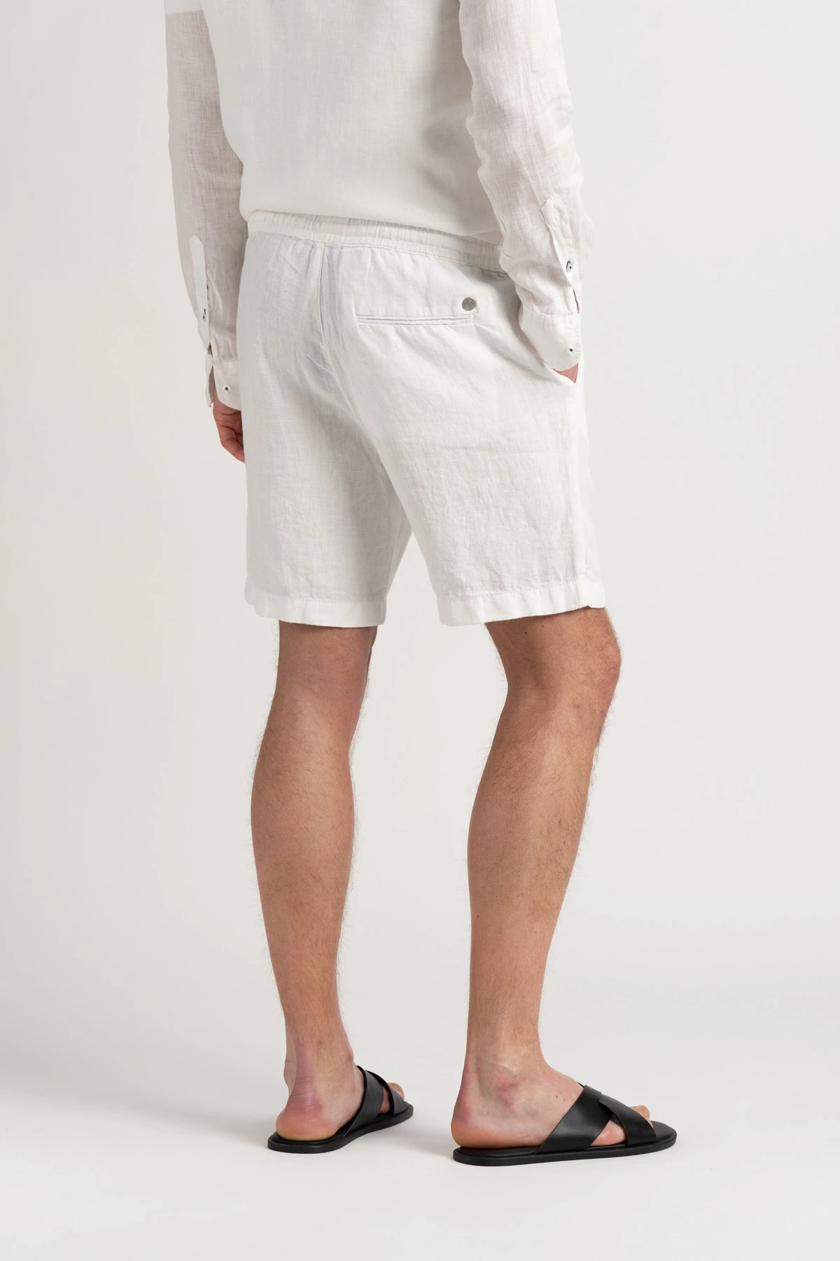 NAPOLI - White relaxed linen shorts