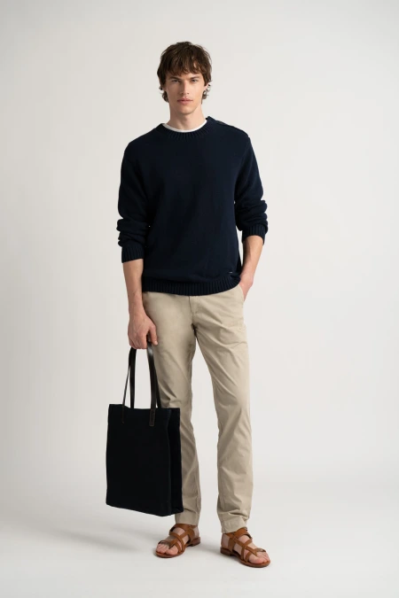Pull col rond marine boutonné épaule Marque de qualité Europann