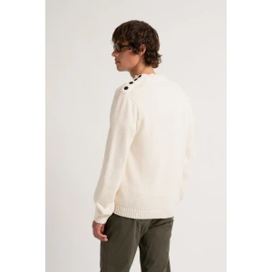 Pull col rond ivoire boutonné épaule Marque de qualité Europann